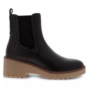 MIA womens black Kellen Chelsea wedge boots size 7M